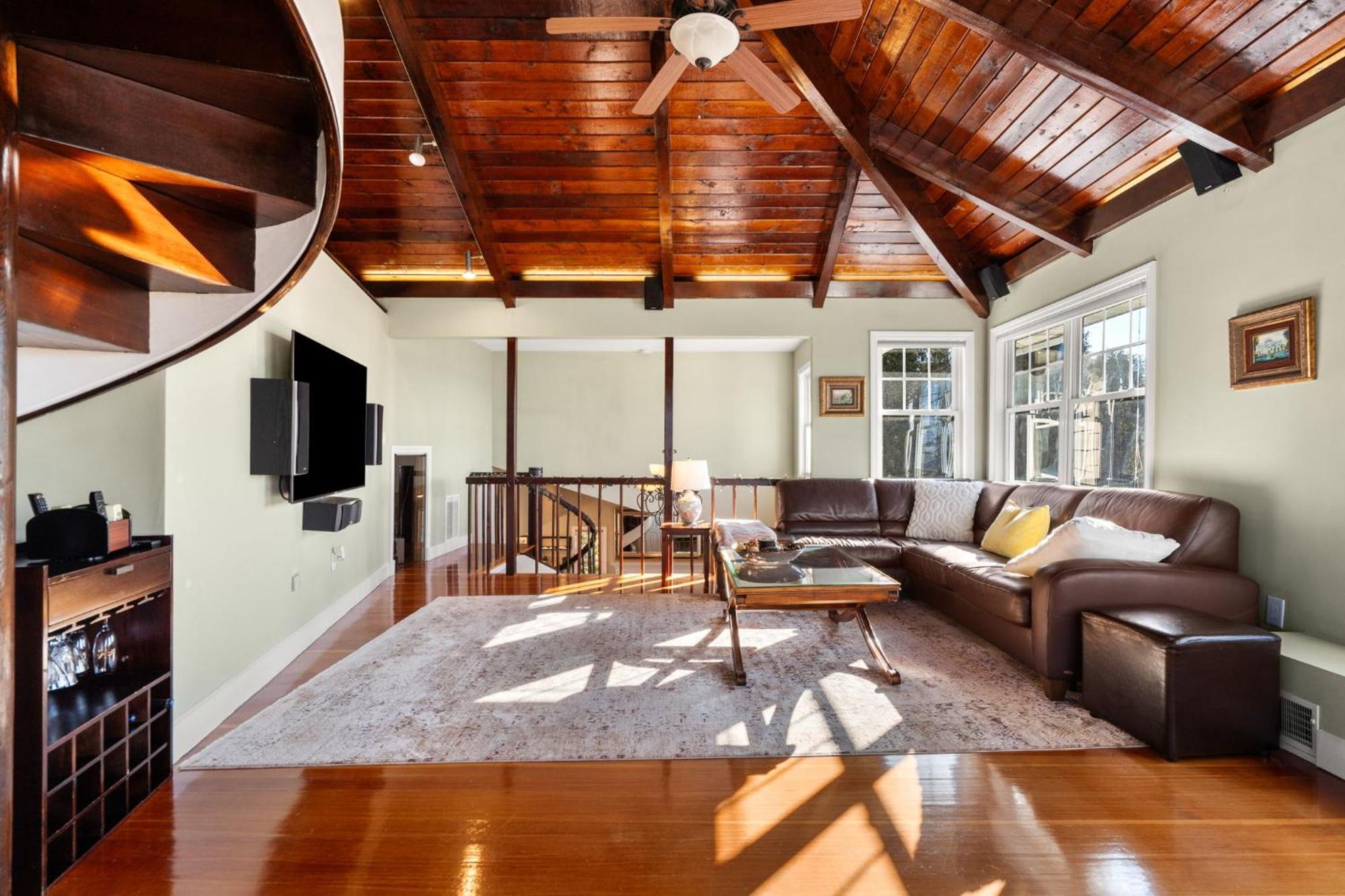 Hot Tub, Electric Bikes, Solo Stove, Projector, Smores Marblehead Esterno foto